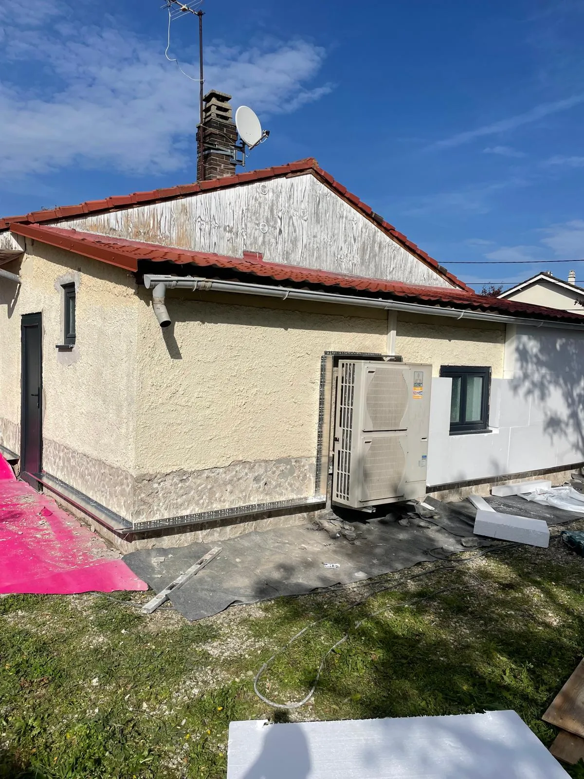 Maison Beauvallon — façade avant travaux