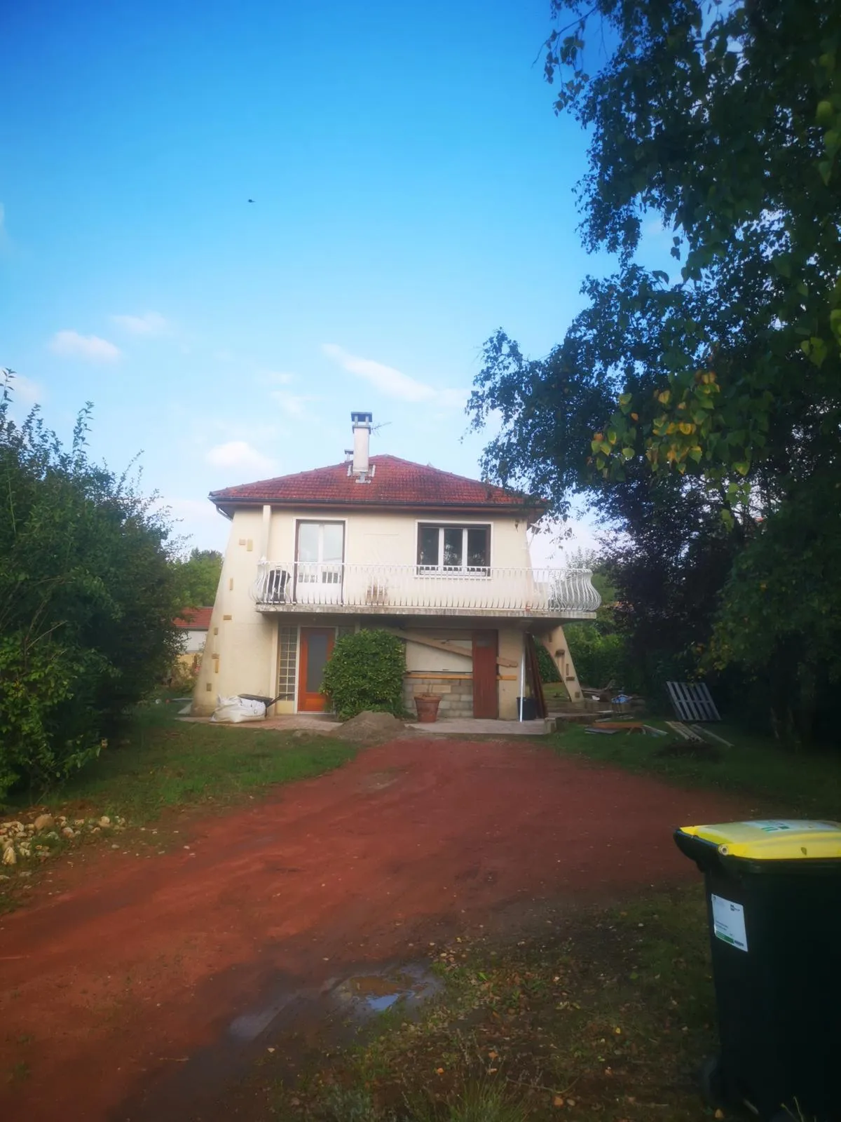 Maison des Sources — façade avant travaux