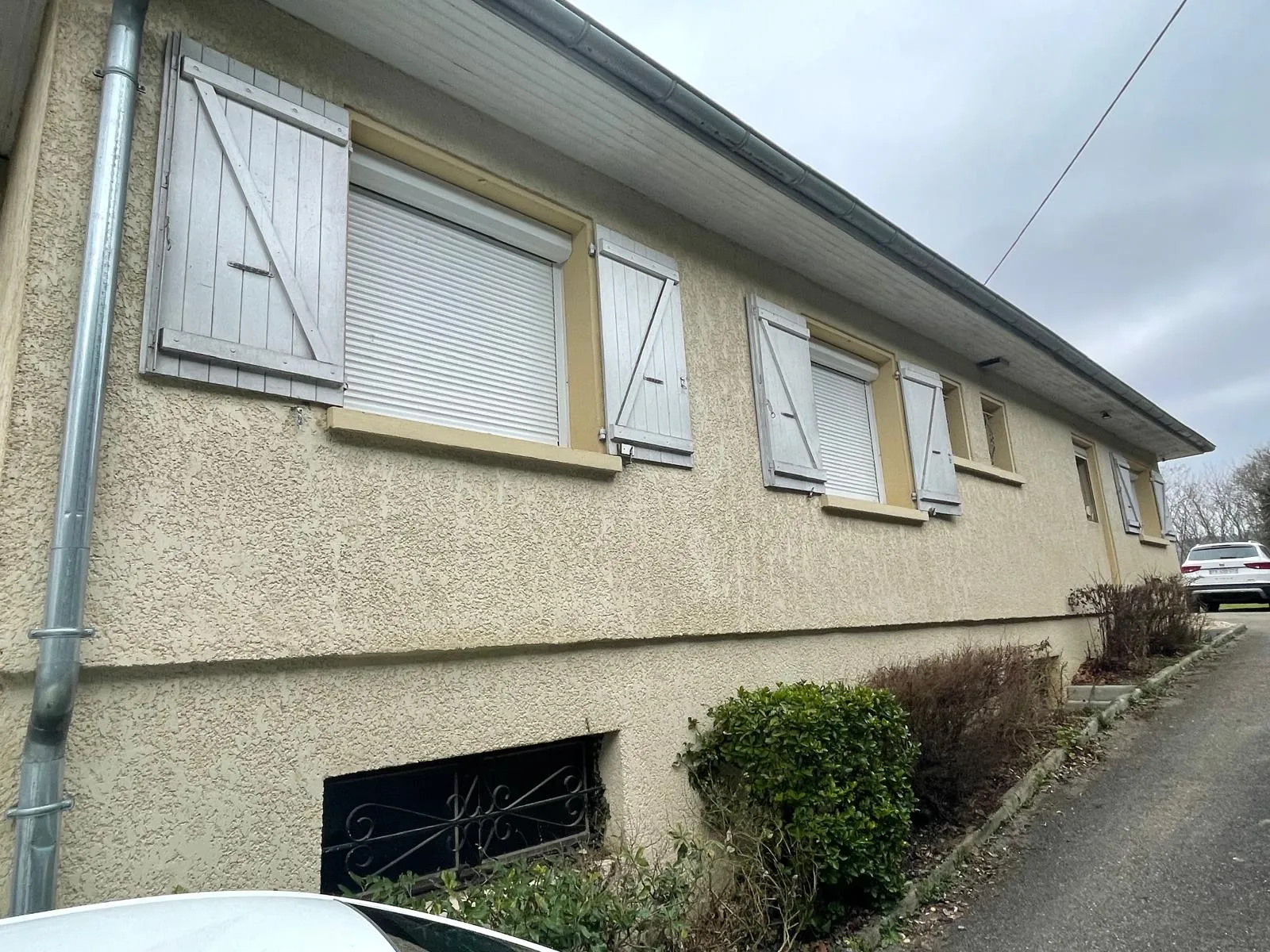 Maison Saint-Maurice — façade avant travaux